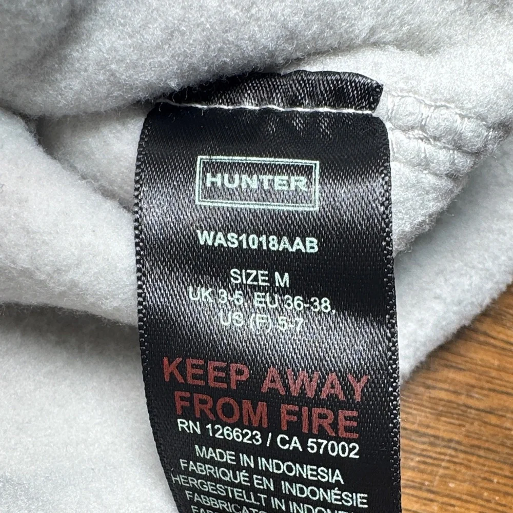 Hunter Short Sweater Fleece Boot Liner Socks, Gray, sz M (US Womens sz 5-7)